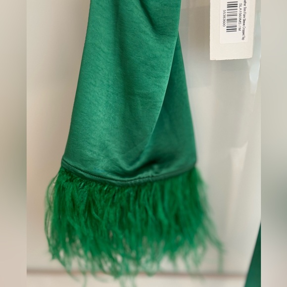 SLA The Label Feather Trim Flare Sleeve Cropped top - Picture 3 of 5